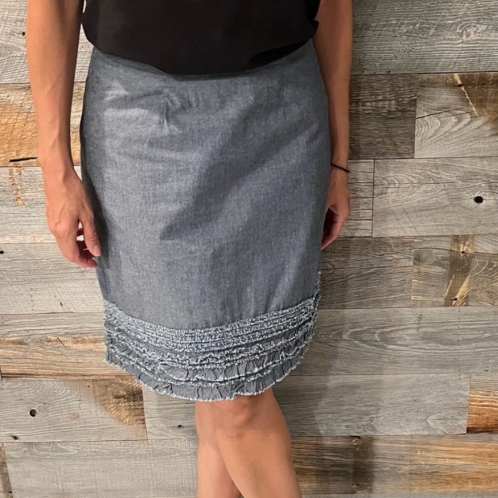 SALE✨Denim-like Tommy Bahama Mini Skirt w/Ruffles (Cotton, Denim-color)